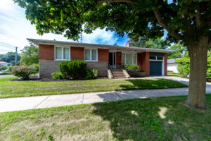 131-west-deane-park-dr-toronto-3
