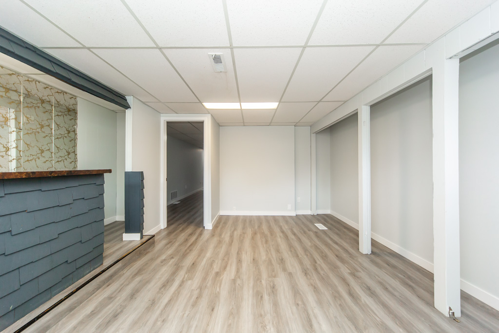 131-west-deane-park-dr-toronto-38