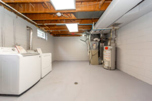 131-west-deane-park-dr-toronto-39
