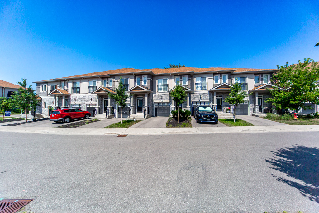 53-kantium-way-whitby-3